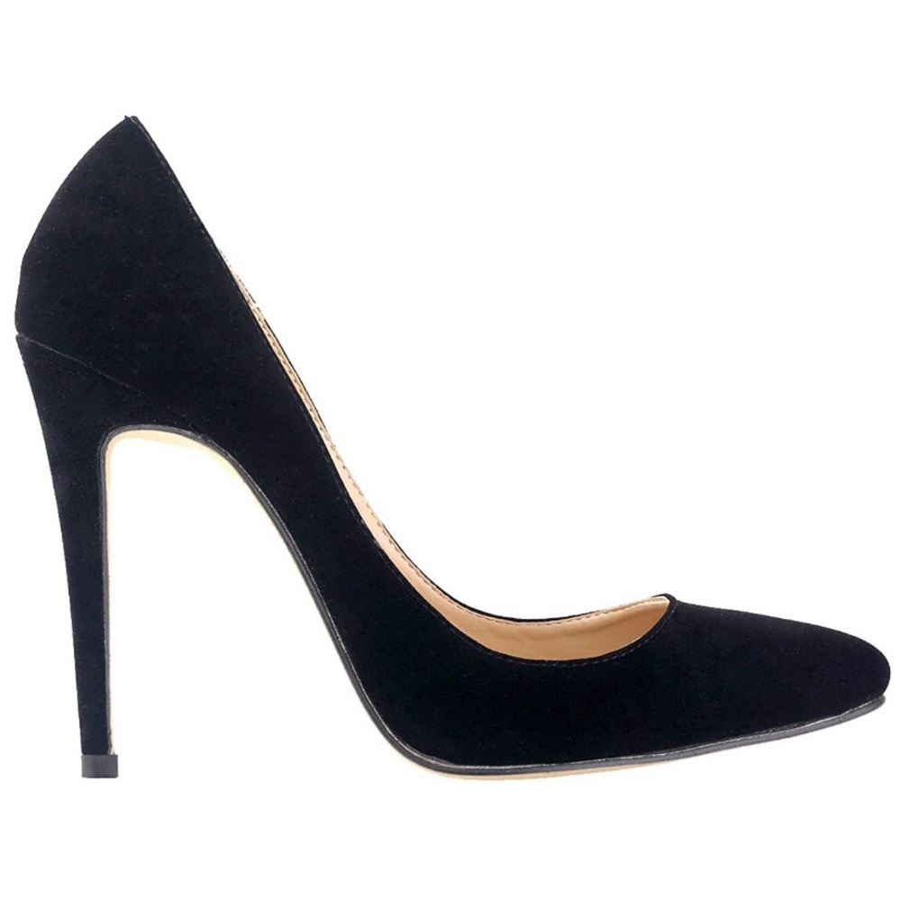 Black Velvet Pumps
